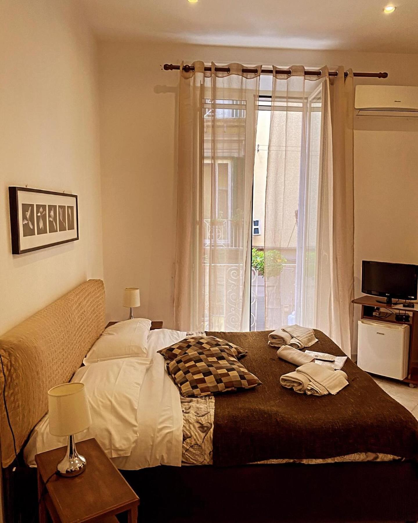 Bed & Breakfast Plebiscito Home Napoli Ngoại thất bức ảnh